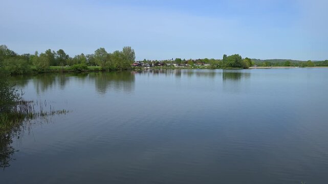See, Landschaft, Wald, Wasser, Himmel, Wolken, Fr&uuml;hling, Kinzigsee, Langenselbold, Hanau, Hessen, Deutschland, Europe