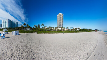 Luxury Resorts and Oceanfront Relaxation on a Beautiful Day in Miami