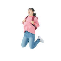 リュックを背負ってジャンプする10代女性　手作業で精密に切り抜いた背景透過全身写真PNG