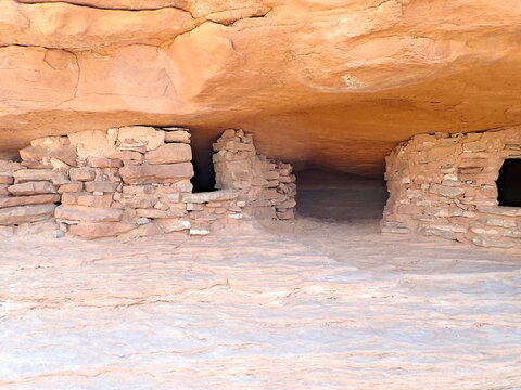 Ancestral Puebloan stone ruins in Canyonlands National Park