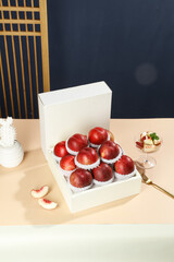Premium Fresh Australian White Flesh Nectarines in Gift Box with Heart-Shaped Slices and Elegant Presentation