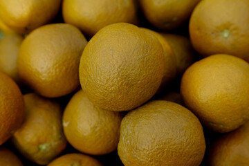 Fresh Australian Oranges Close-Up - Golden Citrus Fruit Collection