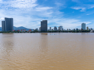 ベトナムのハン川の景色