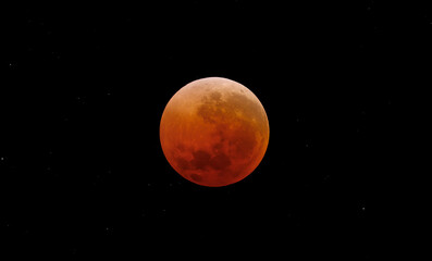 Full lunar eclipse surrounded by stars in September 2025 taken in Shark Bay, Western Australia. Lens 840mm on full frame camera