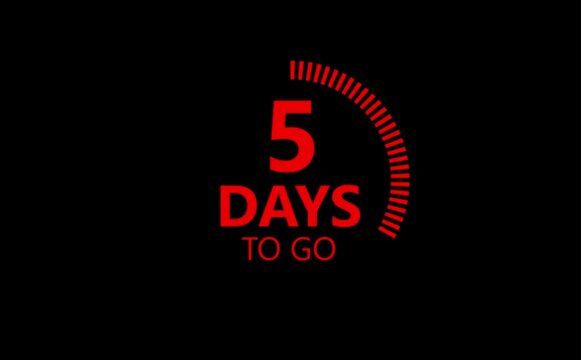 &ldquo;15 Days to Go&rdquo; countdown icon featuring smooth number transition, rotating progress ring, and subtle glow effects, creating a sense of anticipation and a visually engaging countdown.
