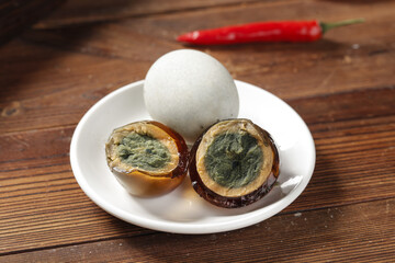 Traditional Gaoyou Salted Duck Eggs Chinese Cuisine Delicacy with Green Centers