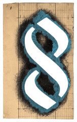 Alte Papierschablone Malerschablone Zahl Hausnummer 8 Acht mit blauen Farbresten auf einer Sprühsschablone - number eight