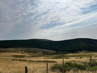 Entre Auvergne et Languedoc-Roussillon, le chemin de Stevenson relie le sud du Massif Central aux Cévennes profondes… Le GR®70