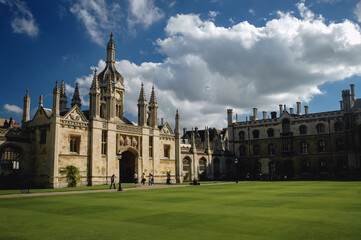 Fototapeta premium Gatehouse of Front Court of King's College, constituent college of the University of Cambridge, England, UK