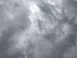 Obraz premium Dark clouds in the sky before the rain during rainy season. Natural weather during the rainy season in the tropics.