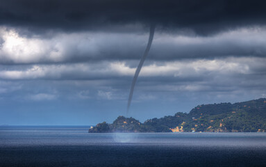 Zwischen Himmel und Wasser