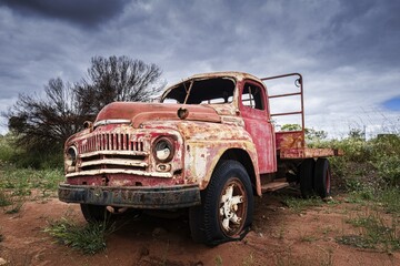 International 190, year of manufacture 1952, old flatbed truck, classic car wreck, Mullewa, Western Australia, Australia