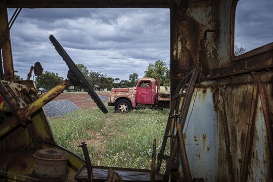 View of an International 190, year of manufacture 1952, old platform lorry, vintage car wreck, Mullewa, Western Australia, Australia