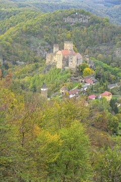 View from the vantage point at Henner to the village with castle, Hardegg, Lower Austria, Austria