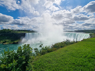 Niagara Falls - Horseshoe falls - Canada