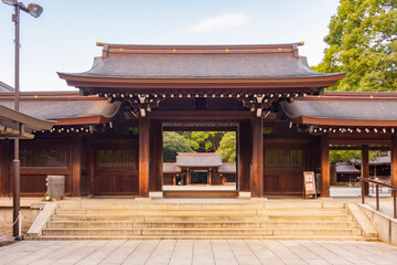 Naklejka premium Meiji Shinto shrine in Shibuya, Tokyo