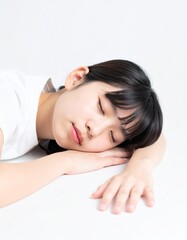 Fototapeta premium 日本人,女性,10代,眠そう,シンプルな白い背景,Simple white background,Japanese,Female,Teens,Sleepy