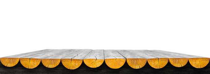 Naklejka premium Wooden table made of round cut logs with visible texture and cracks, isolated on transparent background. Natural rustic surface for product display or design mockup. PNG file.