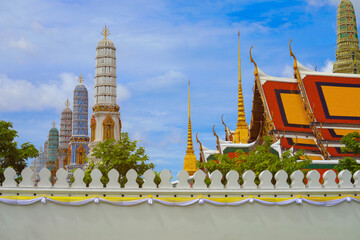 Naklejka premium Wat Phra Kaew, Temple of the Emerald Buddha with blue sky Bangkok, Asia Thailand