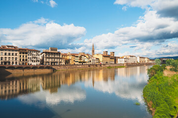arno river in florence italy