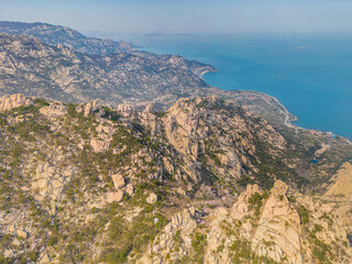 Laoshan district to laoshan and naming, within the territory of the mountains and peaks rise steeply, ancient towering, sea mountains