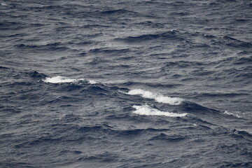 Rebentação das ondas oceânicas