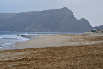 Rebentação das ondas oceânicas