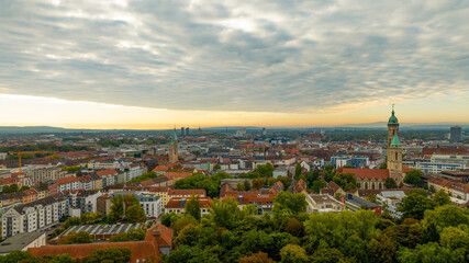 Braunschweig Luftbild mit Sicht auf Innenstadt vom Gau&szlig;park