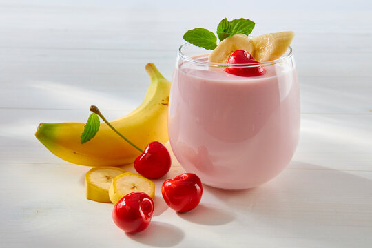 Kirsch Banane Joghurt, obst, fr&uuml;chte, dessert