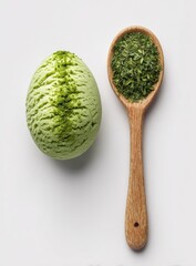 Green tea ice cream and matcha powder (1)
