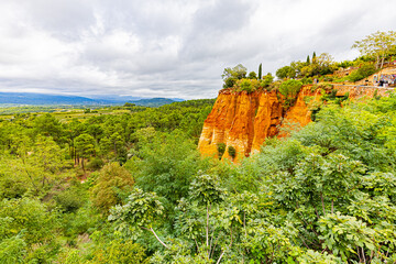 FRANCE-ROUSSILLON-PROVENCE-COLORS