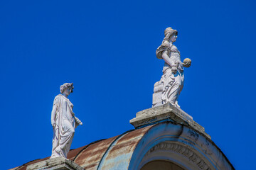 statue of jesus christ
