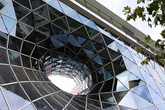 Einkaufszentrum MyZeil des Architekten Massimiliano Fuksas im Zentrum von Frankfurt am Main
