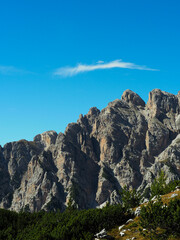 Fototapeta premium Tre Cime di Lavaredo mountains in the Dolomites, Italy with beautiful peak views and green nature