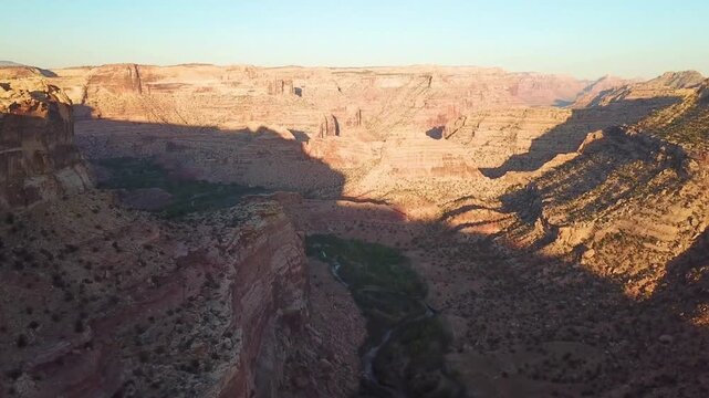 Beginning of the Grand Canyon at Lake Powell. Lake Powell is a reservoir on the Colorado River, straddling the border between Utah background