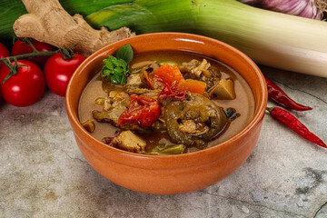 Thai curry with chicken and basil