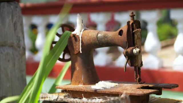 Old sewing machine, Cuba