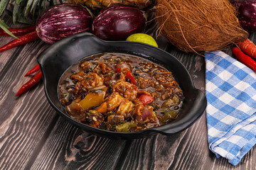 Squid with vegetables in oyser sauce