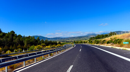 Autobahn Aftokinitodromos 7 / &Alpha;&upsilon;&tau;&omicron;&kappa;&iota;&nu;&eta;&tau;ό&delta;&rho;&omicron;&mu;&omicron;&sigmaf; von Korinth in Richtung Kalamata (Griechenland)