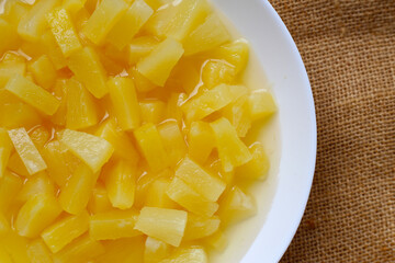 Sweet pineapple chunks in light syrup