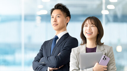 ビジネスマン男女2人のチームワークイメージ