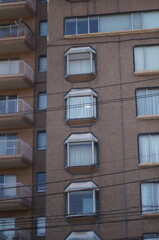 レトロな高層マンション