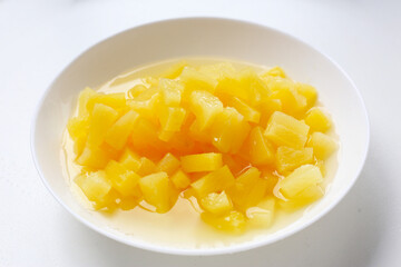 Sweet pineapple chunks in light syrup