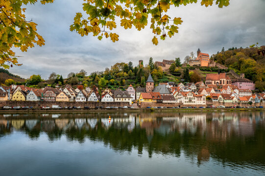 Hirschhorn am Neckar im Herbst