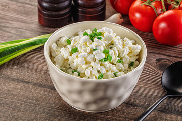 Cottage cheese with green onion