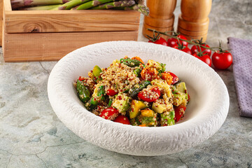 Salad with quinoa asparagus avocado