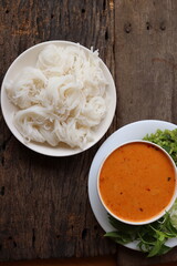 Thai Rice Noodles with Curry