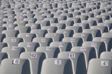 Naklejka premium empty seats marked with numbers before the concert