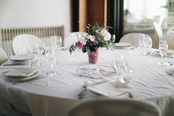 wedding table setting