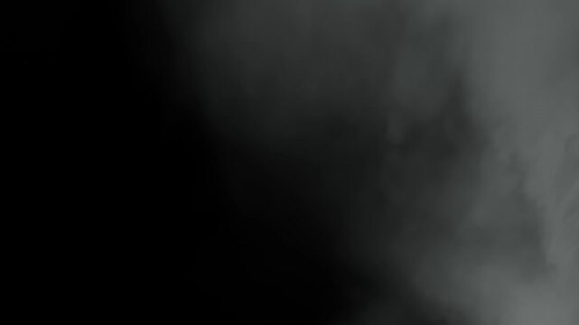 Mystische Rauchschleier & Nebelschwaden &ndash; Stimmungsvolle Visualisierung f&uuml;r Produkte, Design & Werbung mit Atmosph&auml;re, Tiefe und geheimnisvoller Wirkung, Studioeffekt
